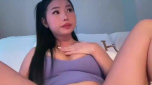 11 Orgasms in 11 Minutes - Asian Hottie finally Spreads Her Legs, Cumshot Recroded.