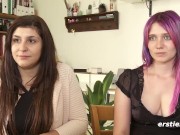 Ersties - Lesbische Ölmassage mit einem lustvollen Höhepunkt 15/16