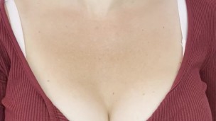 big boobs in tight top deep cleavage fake boob reveal boob play