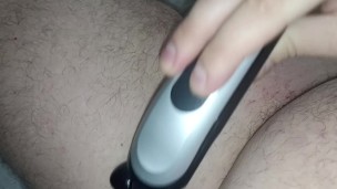 Shaving my pubis