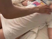 中出し精子を不思議そうに見つめる女子大生の友人（身体は大人です） 4/16