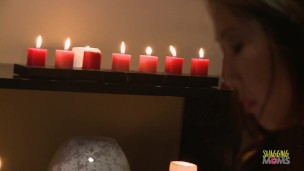 Lucky guy gets surprised with a happy end massage