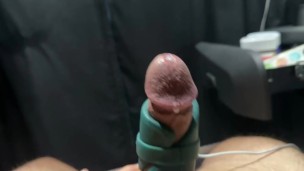 First hands-free orgasm from Lovense gush