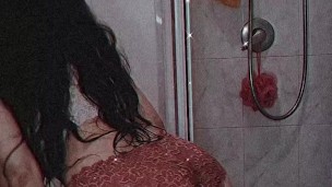 Not marilyn dressing up after a shower...