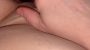 MILF’s POV as She Gets Fucked in Missionary and then Creampied! Onlyfans Snookybaby28