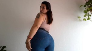 Carlas Jeans Farts Are Crazy!