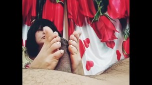 Beauty gets the full mouth size bbc.