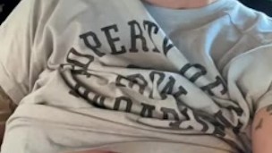 A little pussy play in the Walmart parking lot