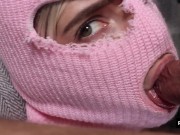 Cette pute se fait attacher et enfoncer une queue dans le bouche !!! 13/16