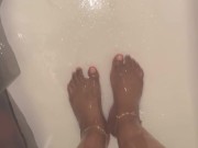 Soapy Soles - Screenshot 1 of 16 - HD