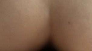 セフレと生バック　気持ち良すぎて満屁がでちゃう　生挿入