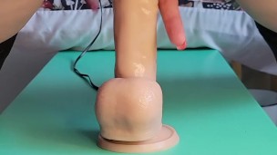 Peaches Creaming on Her Dildo