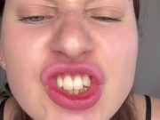 giantess likes to swallow those gummy bears - Screenshot 9 of 16 - Giant Girl