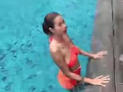 Introducing myself. - Screenshot 12 of 16 - Hot Mom