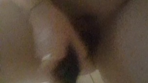 Je me gode avant ma douche