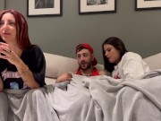 Tan trola mi amiga Syndelok! Se la chupa a mi novio NoahPells mientras estoy distraída Cuchi Laino 2/16