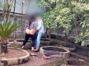 Public garden Sex Girlfriend with boyfriend blowjob and fucking without condom 14/16