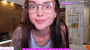 THIS BABY IS SO CUTE AND SEXY AT THE SAME TIME