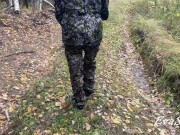 milf sat down to pee in nature 3/16