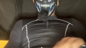 Venom strokes bbc nut back to back