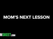 Jealous Milf Stepmom Uses a Steamy Threesome To Teach Stepson’s Virgin Girlfriend to Suck Dick 11/16