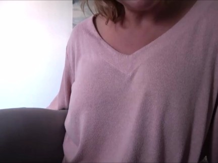 Girlfriend's Mom Teaches Pro Sex Tips - Brianna Beach - MomComesFirst - Alex Adams