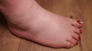 Curvy Feet Delight Promo