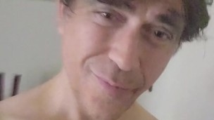 Jeremy aka Maolo the Crowd Pleaser Has Jerk off Shows! Mmm!