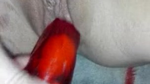 Дрочка киски вибратором