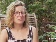 Ersties - Die schöne Zirkusartistin Manu zeigt eine heiße Nummer mit sich selbst 11/16