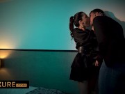 Two men enjoy an anal evening with Valentina Nappi 2/16