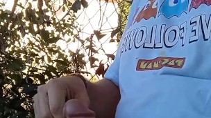 Quickie in the back yard home alone choking the chicken