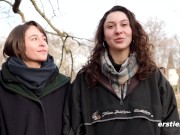 Ersties - Charlie L und Axelle nehmen zusammen ein heißes Bad 2/16