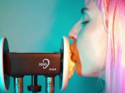 ASMR Close Up Ear Licking 3Dio by Elsa 14/16