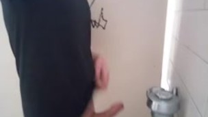 TWINK JERKING OFF THINKING ABOUT STRAIGHT HUNG DICK