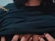 කුක්කු අල්ලලා අතේ ගැහුව්ව - Screenshot 5 of 16 - Anal