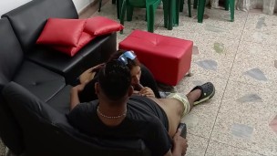 HERMOSA LATINA SEDUCTORA DE TETAS MADURAS ME HACE LAS MEJORES MAMADAS CUANDO ME VISITA 2 parte