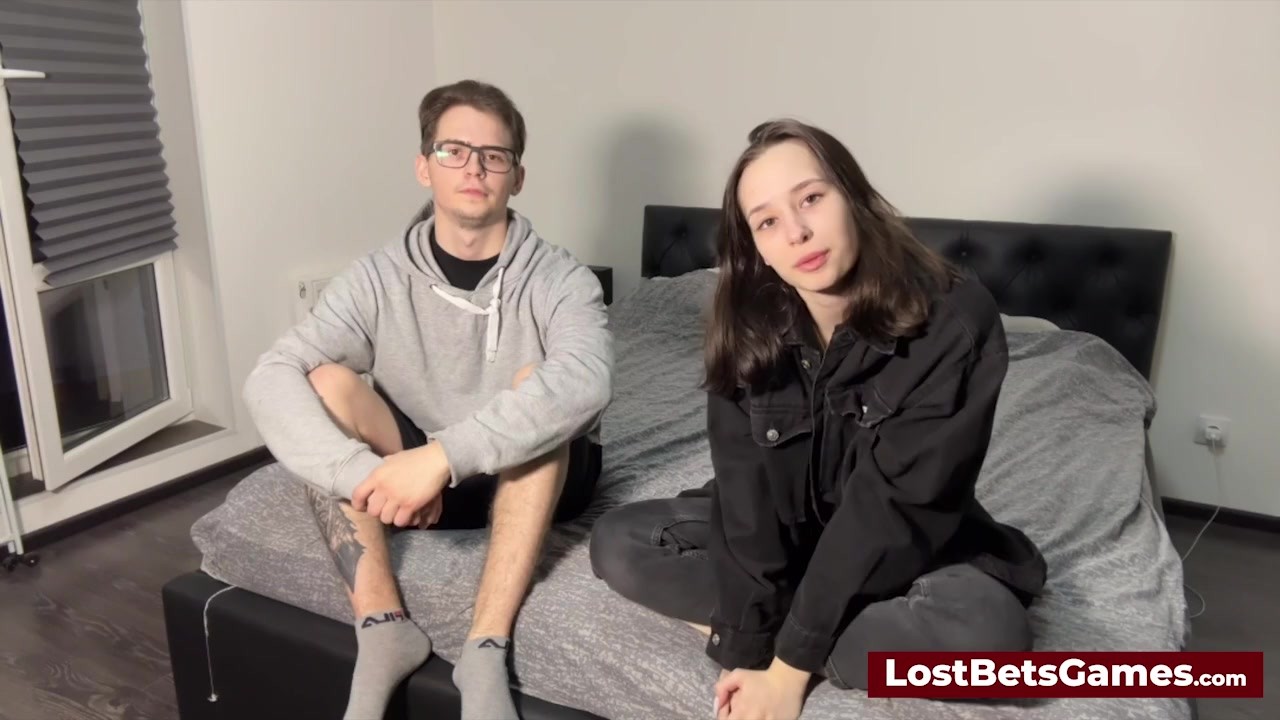 A deep blowjob from a skinny babe who loses a strip game - RedTube