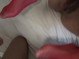 Hairy Cuckold Mature Wife Gets Massive Cumshot On Pussy