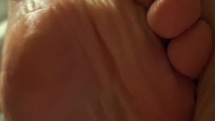 Rosie’s Ultimate Foot Tease & Intense Feet Worship Session Trailer – Toe Sucking, Soles, Arches
