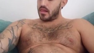 Jugando un poco hasta acabar