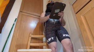 Gorilla grunts, strips and huffs a she fantasizes abotu wrestlers (preview)