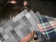Orinado y cogiendo en publico - Screenshot 7 of 16 - Peeing