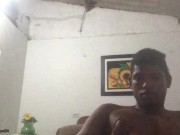 Quede solo en casa y toca hacerse una deliciosa paja 💦 4/16