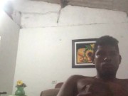 Quede solo en casa y toca hacerse una deliciosa paja 💦 9/16