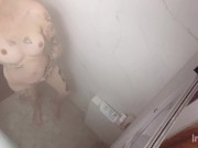 Rejoins moi sous la douche pour gicler partout 💦. 7/16