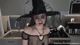 I stole his cum for my potion😈🖤✨