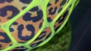 QUEEN ANNA-Ebony Babe. CLOSE UP INSIDE SHOWER