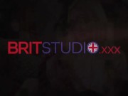 Schoolgirl Sucks Dick At The Gloryhole 1/16