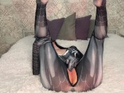 Девушка паук сладко мастурбирует своими пальчиками - Screenshot 9 of 16 - Moaning